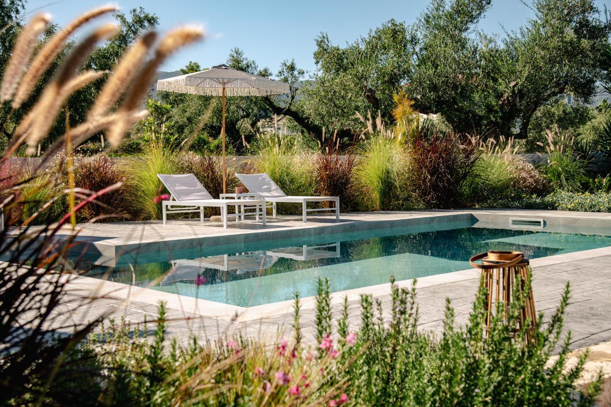 Matti With Private Pool Villa *